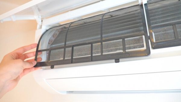 エアコンのフィルターを掃除するメリットは？業者に依頼するならおすすめはココ！