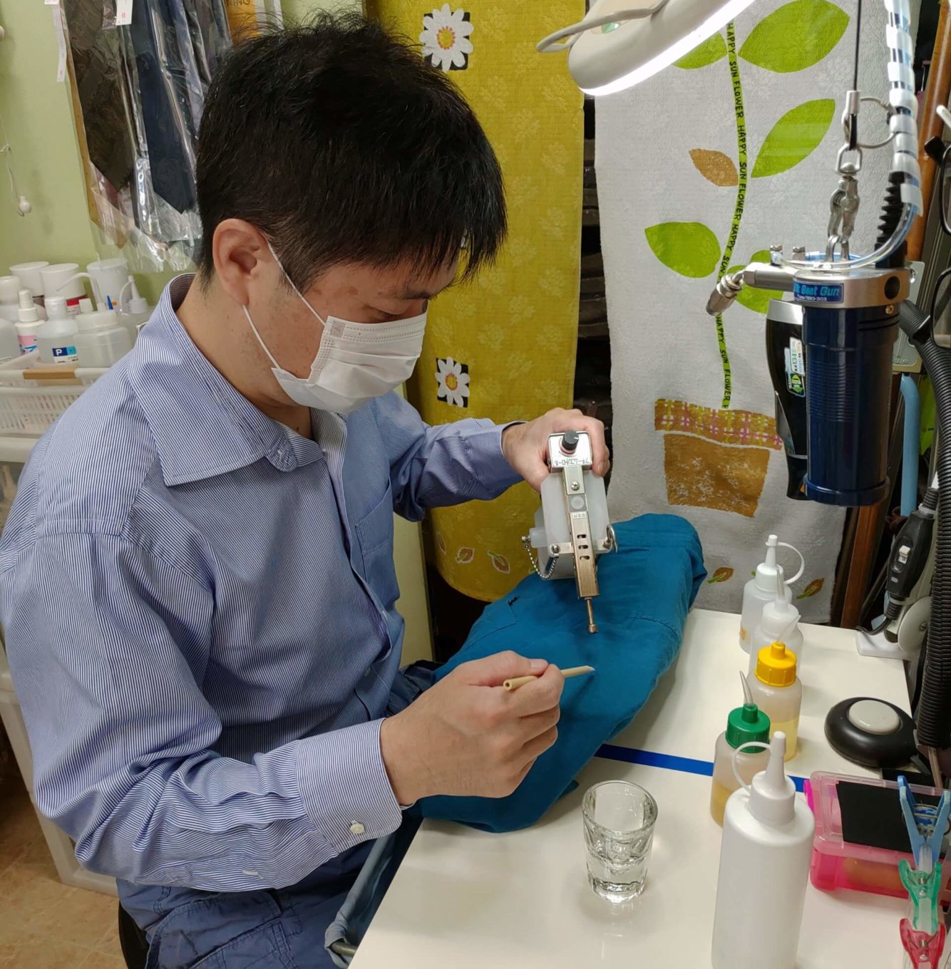 ホワイト舎にインタビュー！クリーニングだけでなくお直しにも対応！