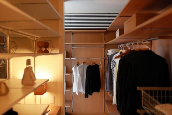 片付かないウォークインクローゼット改善収納術